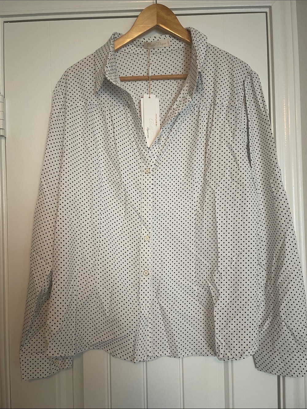 Belle Poque  NWT size 2XL White Button-Up Blouse with Black Polka Dots